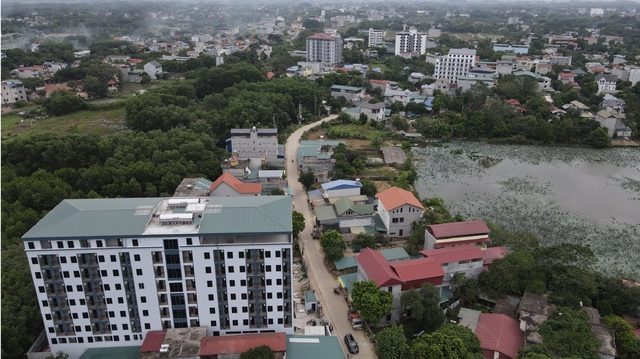 Bộ Xây dựng đề nghị cả nước siết chặt cấp giấy phép xây chung cư mini - Ảnh 2.