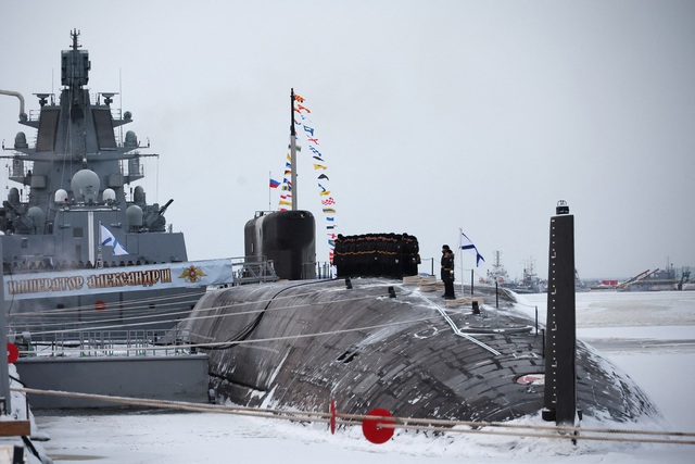 Tổng thống Putin xem 2 tàu ngầm hạt nhân mới, gửi thông điệp - Ảnh 2.