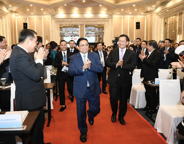 Thủ tướng Campuchia kêu gọi các doanh nghiệp Việt Nam đầu tư nhiều hơn nữa - Ảnh 1.
