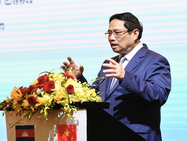 Thủ tướng Campuchia kêu gọi các doanh nghiệp Việt Nam đầu tư nhiều hơn nữa - Ảnh 3.
