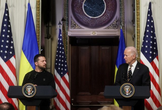 Tổng thống Biden ra cam kết với Ukraine, gửi thông điệp tới Tổng thống Putin - Ảnh 1.
