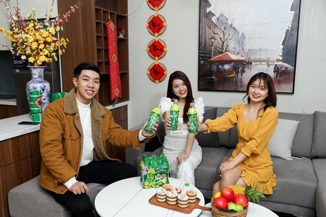 Là người trẻ, bạn nên tự tạo cho mình một không khí chờ đón Tết thật vui vẻ, ấm áp bên gia đình, bạn bè để xua tan căng thẳng cho năm mới hanh thông, hạnh phúc Là người trẻ, bạn nên tự tạo cho mình một không khí chờ đón Tết thật vui vẻ, ấm áp bên gia đình, bạn bè để xua tan căng thẳng cho năm mới hanh thông, hạnh phúc