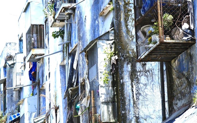 HĐND TP.Đà Nẵng: Chất vấn gay gắt vì 2.000 dân phải sống trong chung cư hết hạn - Ảnh 2.