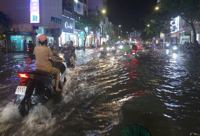 Mở 2 tuyến thoát nước ra vịnh Đà Nẵng để chống ngập cho nội thị - Ảnh 1.