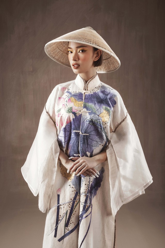 Vũ Việt Hà ra mắt bộ sưu tập áo dài làm từ sợi dứa - Ảnh 8.