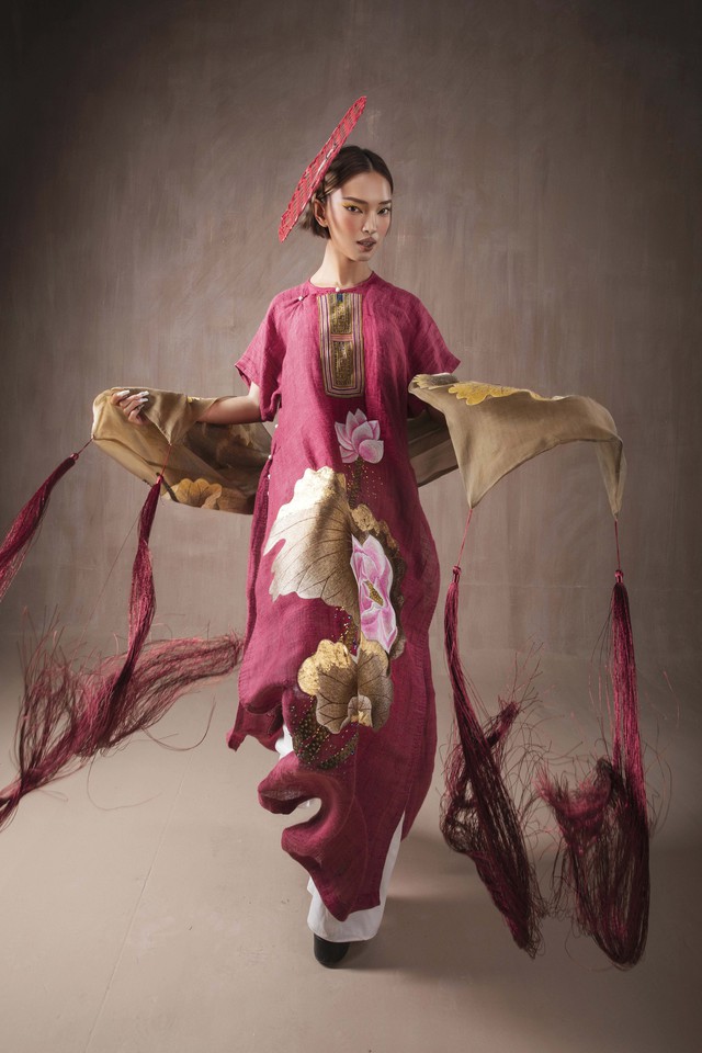 Vũ Việt Hà ra mắt bộ sưu tập áo dài làm từ sợi dứa - Ảnh 3.