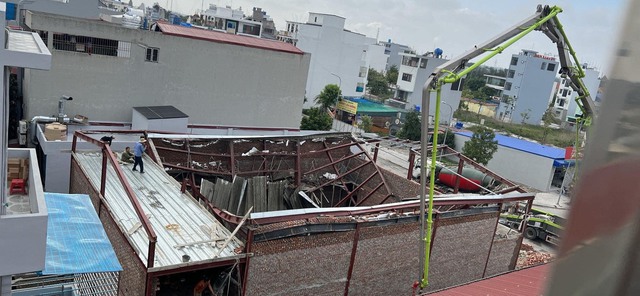  Thêm 2 người chết trong vụ sập mái nhà ở Thái Bình - Ảnh 1.