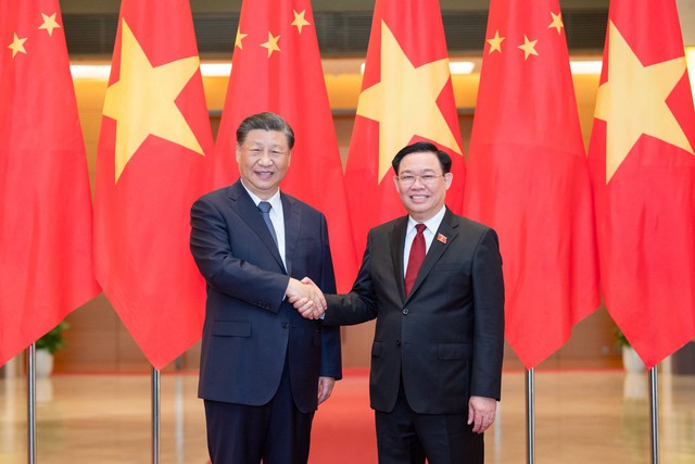 Chủ tịch Quốc hội hội kiến Tổng Bí thư, Chủ tịch nước Trung Quốc Tập Cận Bình - Ảnh 1.