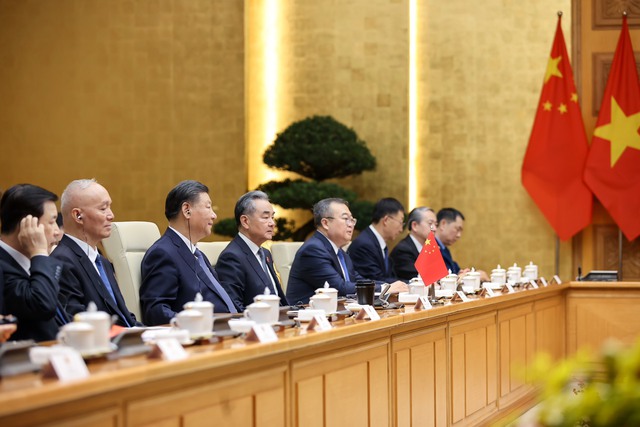 Thủ tướng Phạm Minh Chính nêu 6 phương hướng trọng tâm hợp tác Việt Nam-Trung Quốc - Ảnh 4. Thủ tướng Phạm Minh Chính nêu 6 phương hướng trọng tâm hợp tác Việt Nam-Trung Quốc - Ảnh 4.