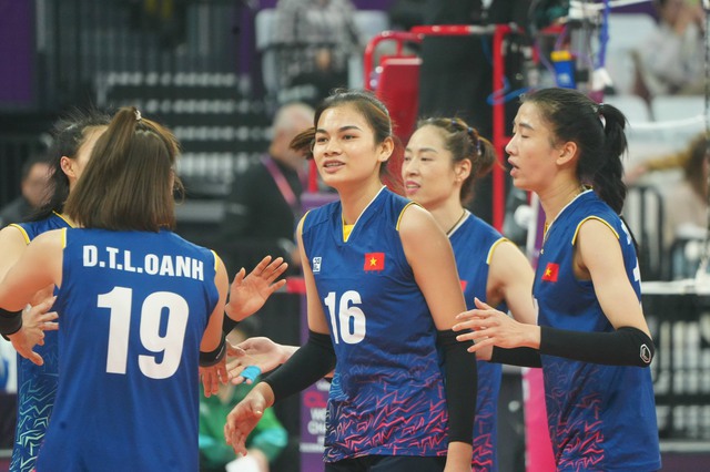 Đội tuyển bóng chuyền nữ Việt Nam không thể tạo bất ngờ cho đương kim á quân - Ảnh 4.