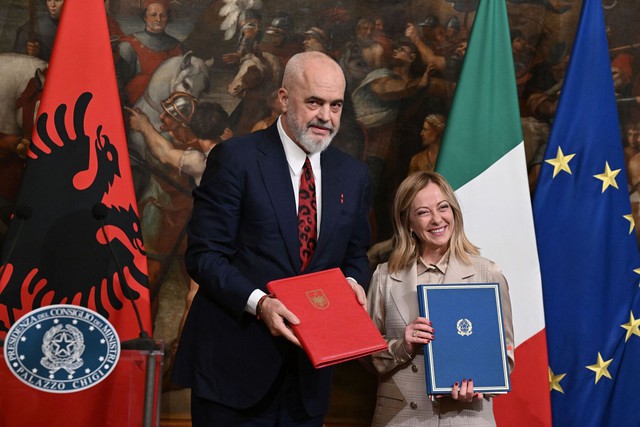 Chính phủ Albania phủ nhận 'bán đất' cho Ý sau thỏa thuận gây tranh cãi - Ảnh 1.