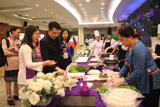 Thanh niên ASEAN - Nhật Bản là sứ giả kết nối thêm người trẻ của quốc gia - Ảnh 6. Thanh niên ASEAN - Nhật Bản là sứ giả kết nối thêm người trẻ của quốc gia - Ảnh 6.