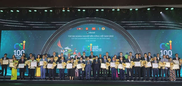SCTV được vinh danh Top 100 Doanh nghiệp phát triển bền vững tại Việt Nam - Ảnh 1.
