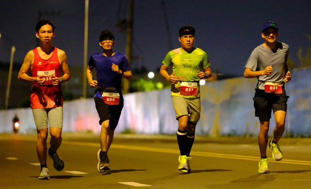 Lần đầu tiên Việt Nam tổ chức giải chạy cự ly siêu dài lên đến 100 km - Ảnh 2.