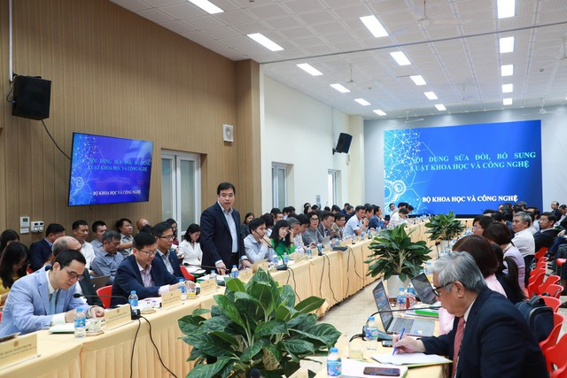 Lo ngại 'chảy máu' chất xám nguồn lực khoa học - công nghệ - Ảnh 3. Lo ngại 'chảy máu' chất xám nguồn lực khoa học - công nghệ - Ảnh 3.