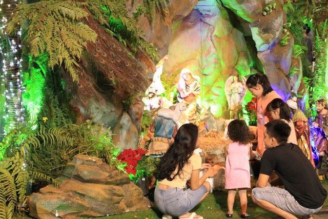 'Check in' không gian Giáng sinh tại nhà một ca sĩ nổi tiếng - Ảnh 9. 'Check in' không gian Giáng sinh tại nhà một ca sĩ nổi tiếng - Ảnh 9.
