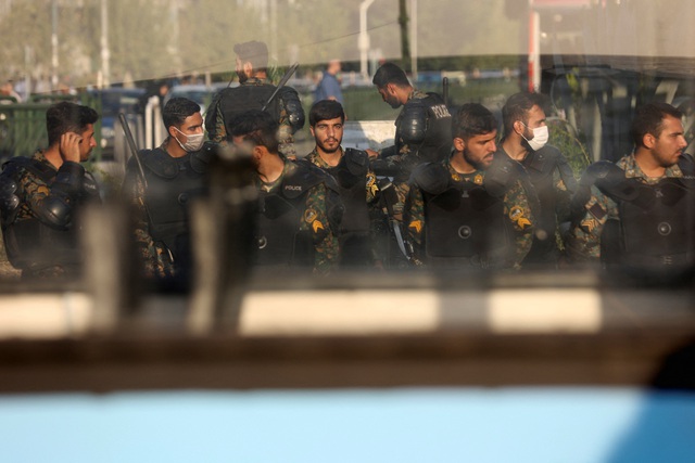 11 cảnh sát Iran thiệt mạng trong vụ tấn công rạng sáng - Ảnh 1.