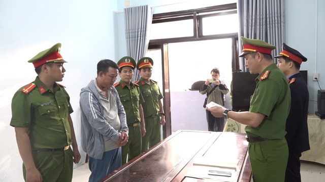 Thừa Thiên – Huế: Bắt tài xế lên 'kịch bản' tinh vi để trộm xe múc - Ảnh 1. Thừa Thiên – Huế: Bắt tài xế lên 'kịch bản' tinh vi để trộm xe múc - Ảnh 1.