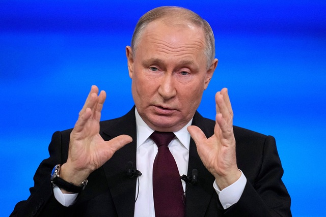Tổng thống Putin tự nhận từng ngây thơ về phương Tây - Ảnh 1. Tổng thống Putin tự nhận từng ngây thơ về phương Tây - Ảnh 1.