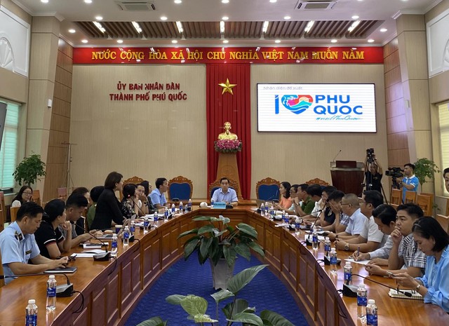 Phú Quốc công bố chiến dịch 'lột xác', trở lại lợi hại với diện mạo mới - Ảnh 1. Phú Quốc công bố chiến dịch 'lột xác', trở lại lợi hại với diện mạo mới - Ảnh 1.