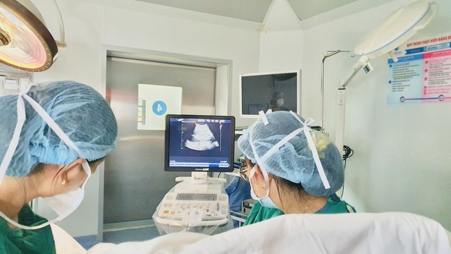 Sản phụ từ Bắc Giang vào TP.HCM can thiệp bào thai với hy vọng cứu được con - Ảnh 1.