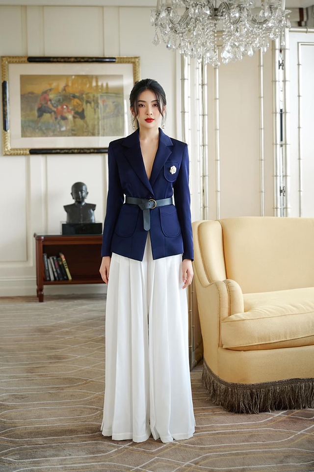 Sáng bừng khí chất nữ doanh nhân cùng vest, blazer may đo - Ảnh 1.