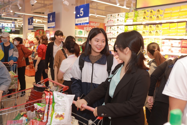 WinCommerce cải tạo và mở mới 120 siêu thị, cửa hàng trong tháng cuối năm 2023 - Ảnh 3.