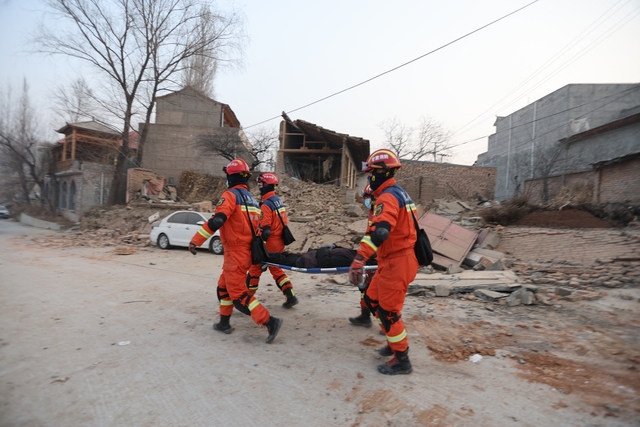 Động đất Trung Quốc: số người thiệt mạng tăng, Chủ tịch Tập ra lệnh dốc toàn lực - Ảnh 5.
