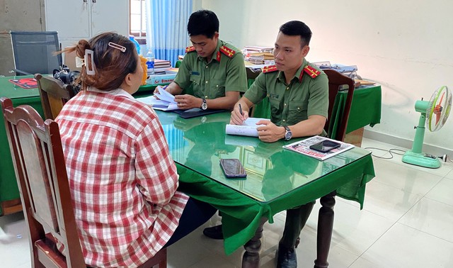 Quảng Nam: Người phụ nữ bị phạt vì bình luận thông tin xuyên tạc về xác chết - Ảnh 1. Quảng Nam: Người phụ nữ bị phạt vì bình luận thông tin xuyên tạc về xác chết - Ảnh 1.
