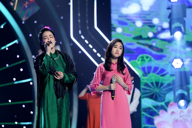 Cô gái 17 tuổi khiến Thái Châu dự đoán trở thành ngôi sao dòng nhạc dân ca- Ảnh 1.