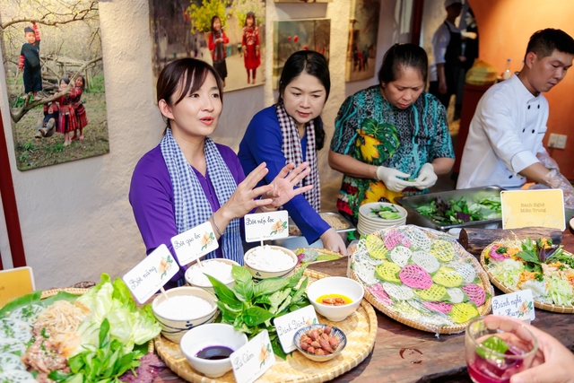 Tôn vinh vị xưa, món ngon từ sợi lúa gạo trong ẩm thực 3 miền- Ảnh 7. Tôn vinh vị xưa, món ngon từ sợi lúa gạo trong ẩm thực 3 miền- Ảnh 7.