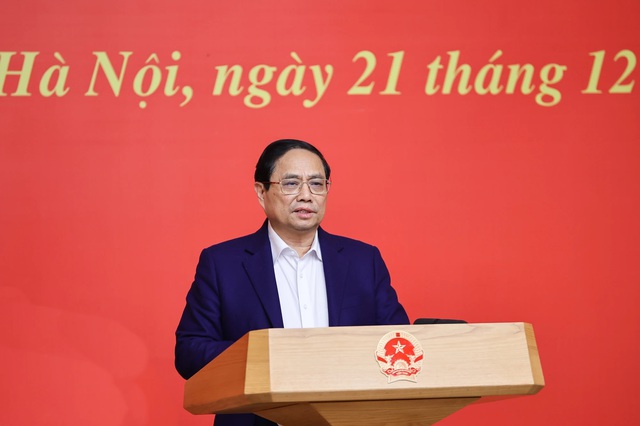 Thủ tướng Phạm Minh Chính chủ trì hội nghị chiều 21.12 - Ảnh: NHẬT BẮC