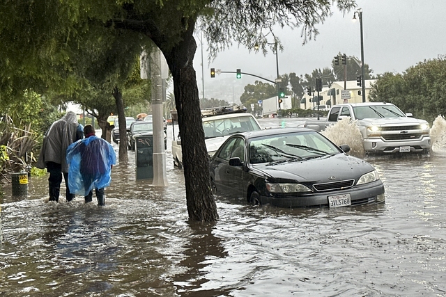 Mưa lớn gây ngập nặng tại nhiều thành phố ở Mỹ- Ảnh 6.