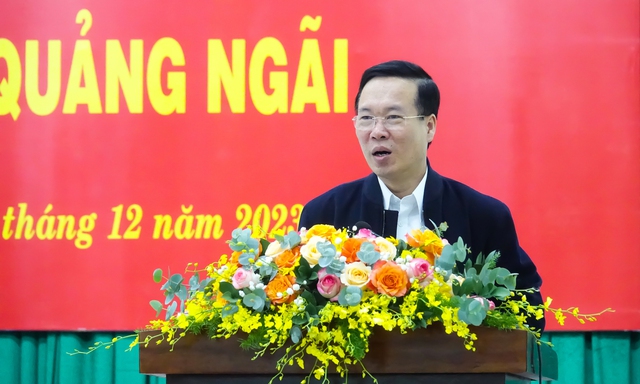 Chủ tịch nước Võ Văn Thưởng thăm, tặng quà cho người dân Quảng Ngãi- Ảnh 2.