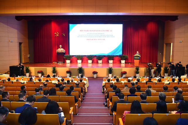 Tiếp tục phát huy vai trò tiên phong của đối ngoại- Ảnh 1. Tiếp tục phát huy vai trò tiên phong của đối ngoại- Ảnh 1.