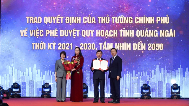Chủ tịch nước Võ Văn Thưởng dự lễ công bố quy hoạch tỉnh Quảng Ngãi- Ảnh 2.