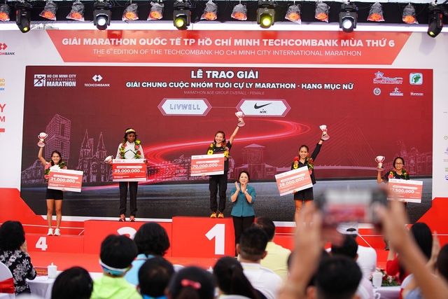 Các nữ runner Việt Nam vượt trội trong giải marathon quốc tế TP.HCM Techcombank mùa 6- Ảnh 3.