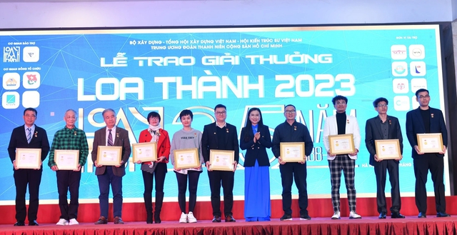 Trao Giải thưởng Loa Thành năm 2023 cho 58 đồ án tốt nghiệp xuất sắc- Ảnh 2.