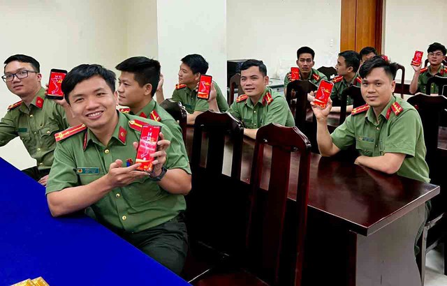 Hơn 9.000 đoàn viên Công an TP.HCM “phủ” bản đồ Việt Nam tại nơi làm việc- Ảnh 3.