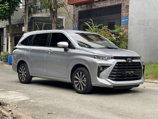 Dân buôn xe cũ 'ôm' Toyota Avanza MT lo lắng bị 'lỗ' nặng- Ảnh 1.