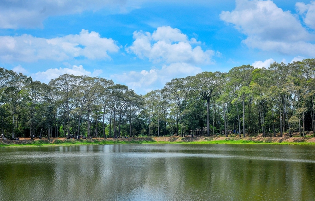 'Đắm chìm' trong thiên nhiên tươi đẹp, kiến trúc Khmer độc đáo ở Trà Vinh- Ảnh 1.