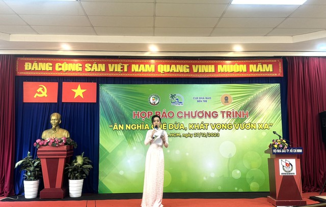 Hoa hậu Môi trường Thế giới Nguyễn Thanh Hà tự hào tham gia 'Ân nghĩa quê dừa...'- Ảnh 1.