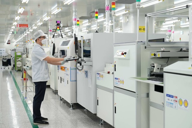 Thu hút vốn đầu tư nước ngoài vào sản xuất công nghệ cao là điểm sáng năm 2023 của Việt Nam ẢNH: THÙY LINH