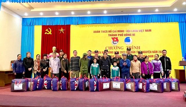 Nhiều hoạt động ý nghĩa trong 'Tình nguyện mùa đông' và 'Xuân tình nguyện' tại Quảng Ninh- Ảnh 1.