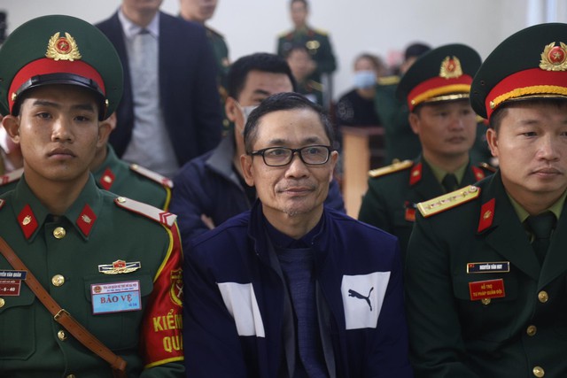 'Việt Á và Học viện Quân y cùng ký, vì sao chỉ Việt Á bị truy tố?'- Ảnh 2.