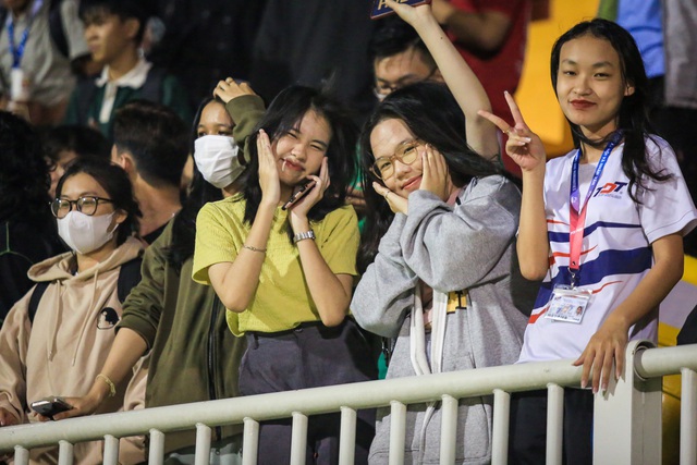 Những nét mới tạo nên sức hút giải bóng đá Thanh Niên sinh viên Việt Nam- Ảnh 4. Những nét mới tạo nên sức hút giải bóng đá Thanh Niên sinh viên Việt Nam- Ảnh 4.