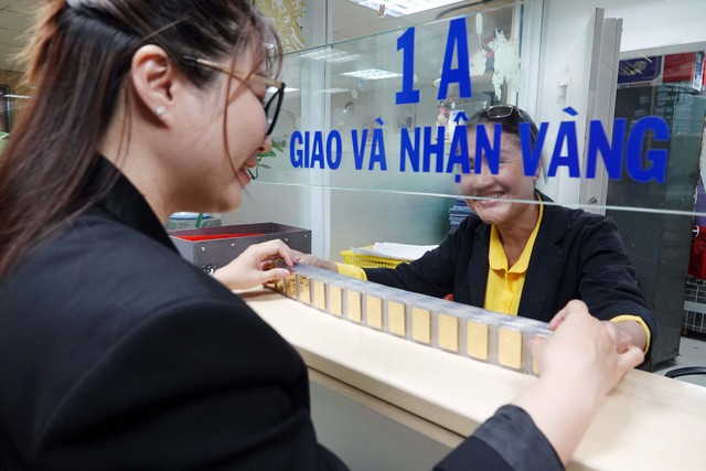 Giá vàng giảm sâu chưa từng có trong lịch sử- Ảnh 3. Giá vàng giảm sâu chưa từng có trong lịch sử- Ảnh 3.
