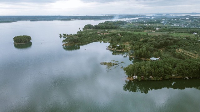 Kinh nghiệm cắm trại hồ Trị An 'cực chill' cho dân ghiền camping- Ảnh 1. Kinh nghiệm cắm trại hồ Trị An 'cực chill' cho dân ghiền camping- Ảnh 1.