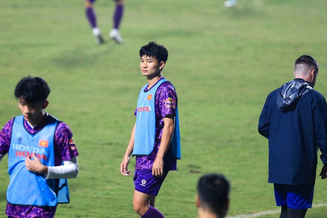 U.23 Việt Nam hội quân cho giấc mơ Olympic, có 3 tuyển thủ quốc gia tập cùng- Ảnh 5. U.23 Việt Nam hội quân cho giấc mơ Olympic, có 3 tuyển thủ quốc gia tập cùng- Ảnh 5.