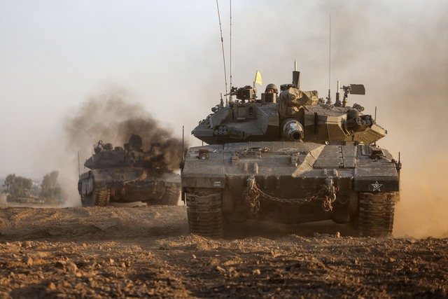 Israel mở rộng chiến dịch trên bộ ra toàn Dải Gaza - Ảnh 1.